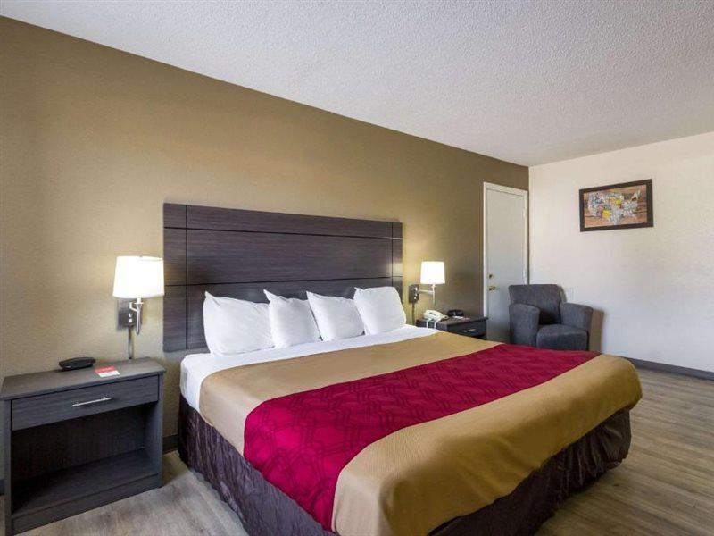 Econo Lodge Little Creek Норфолк Екстериор снимка