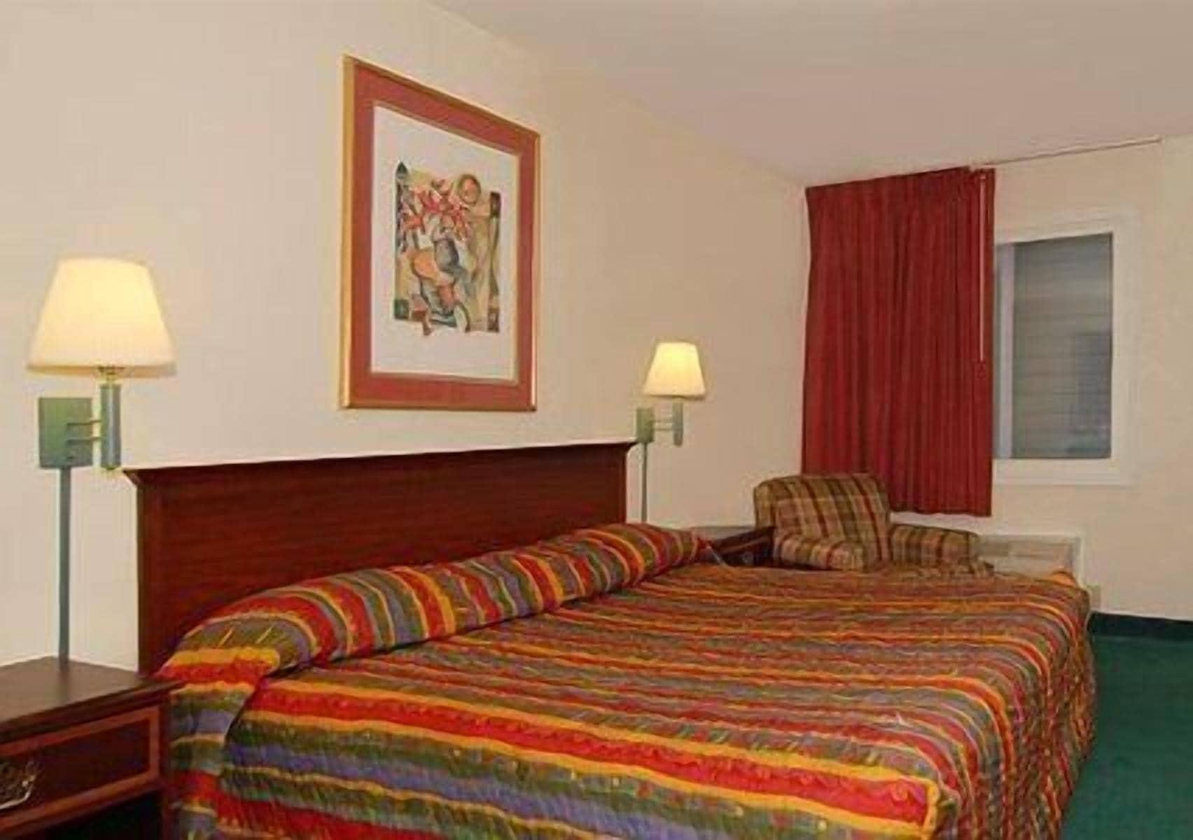 Econo Lodge Little Creek Норфолк Екстериор снимка