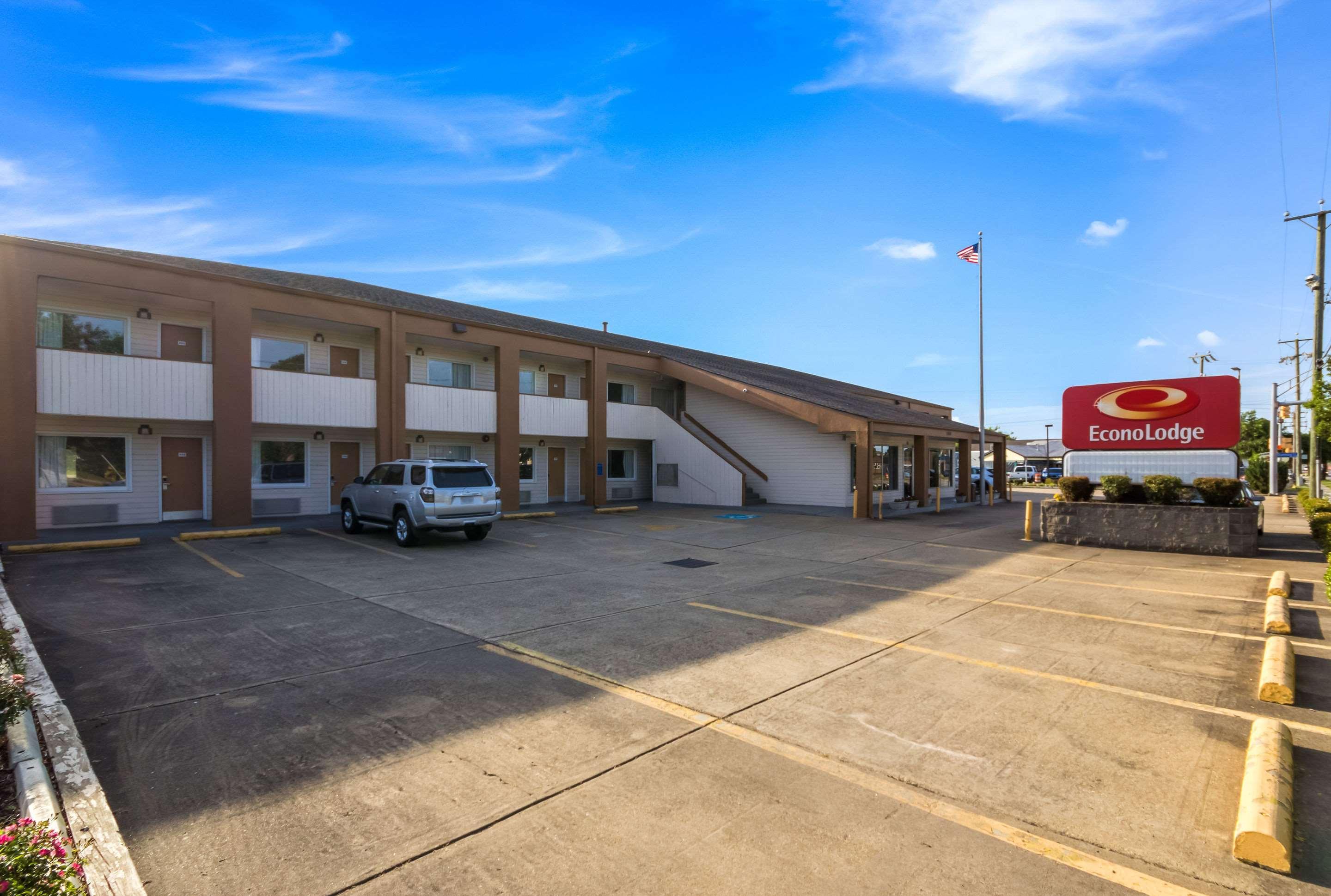 Econo Lodge Little Creek Норфолк Екстериор снимка