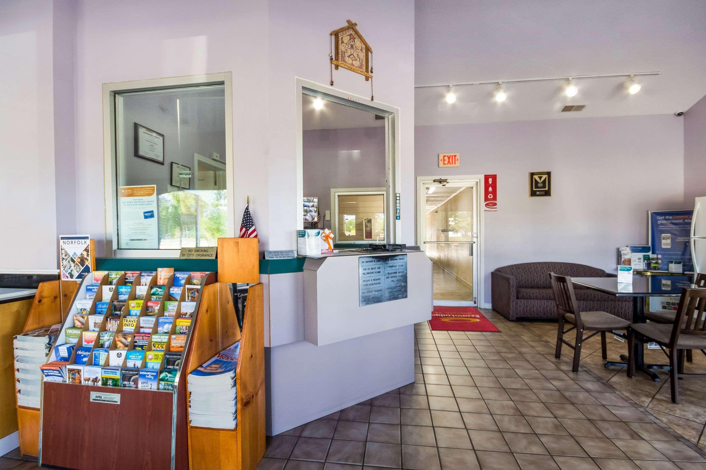 Econo Lodge Little Creek Норфолк Екстериор снимка