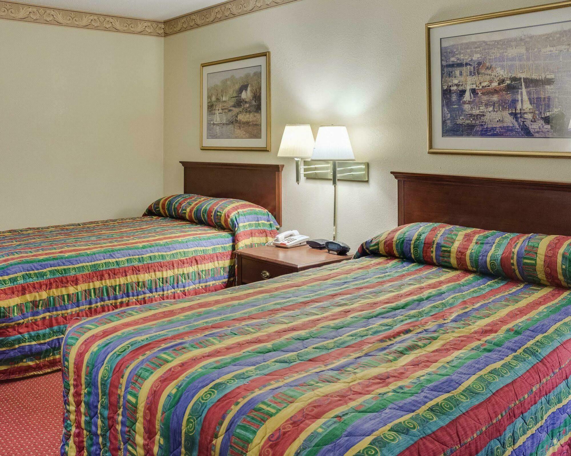 Econo Lodge Little Creek Норфолк Екстериор снимка